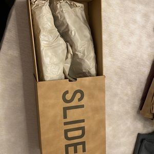 YZY adidas flax slides (brand new)